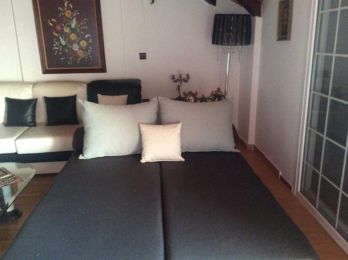Suite In Front Of The Sea Nea Thesi Buitenkant foto